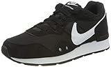 Nike Womens Venture Runner Sneaker, Black/White-Black,39 EU