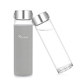 Ryaco Glasflasche Trinkflasche Classic Tragbare 550ml BPA-frei für unterwegs Sportflasche Glas Wasserflasche zum Mitnehmen von kalten Heiß Getränken mit Neopren Tasche und Schwammbürste (Hellgrau)